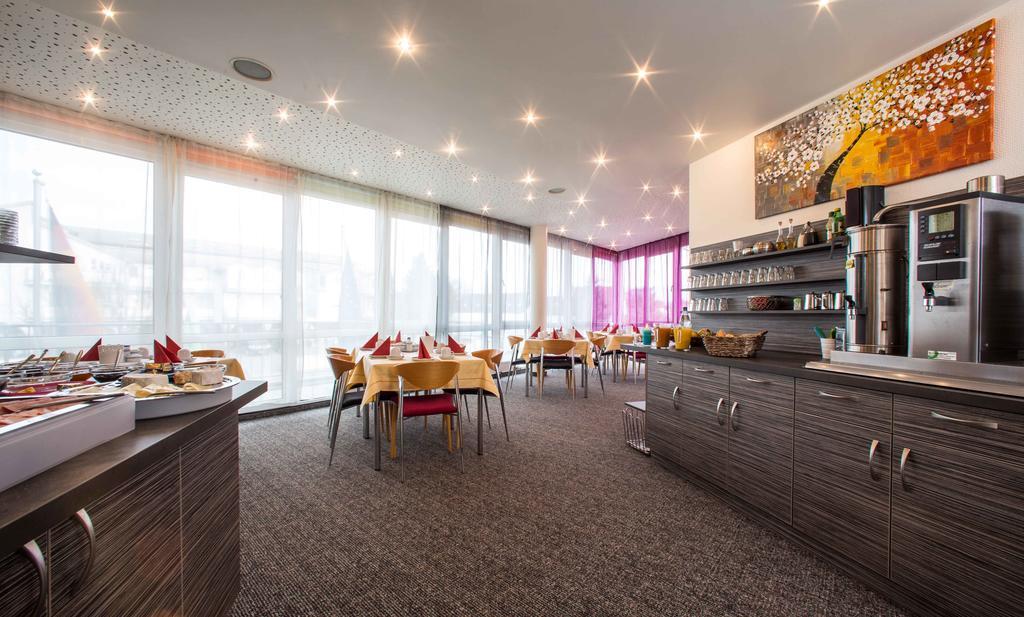 Hotel An Der Waldstrasse Groß-Zimmern 외부 사진